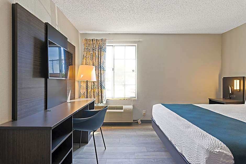 Studio 6 Tucson, AZ - North