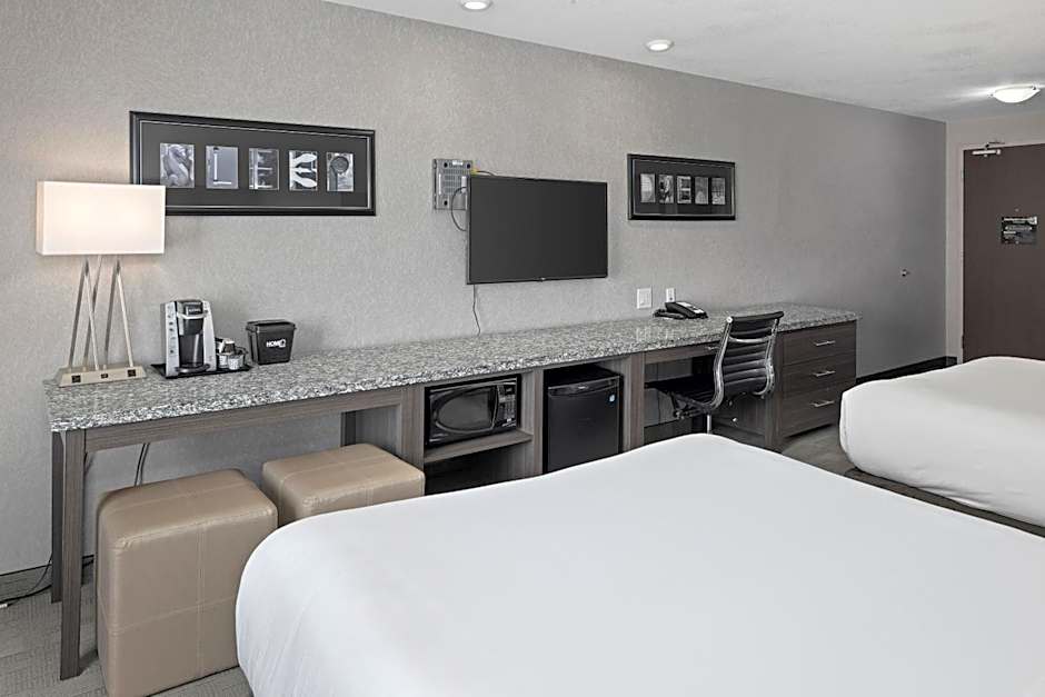 Home Inn & Suites Saskatoon South