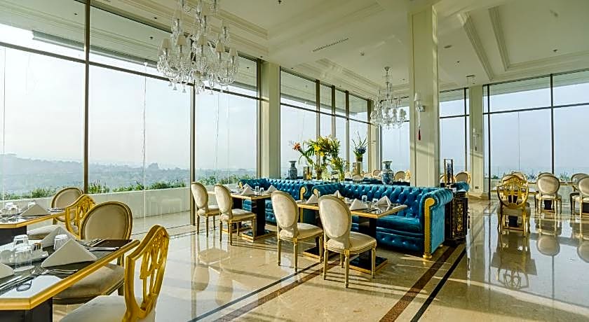 Art Deco Luxury Hotel & Residence