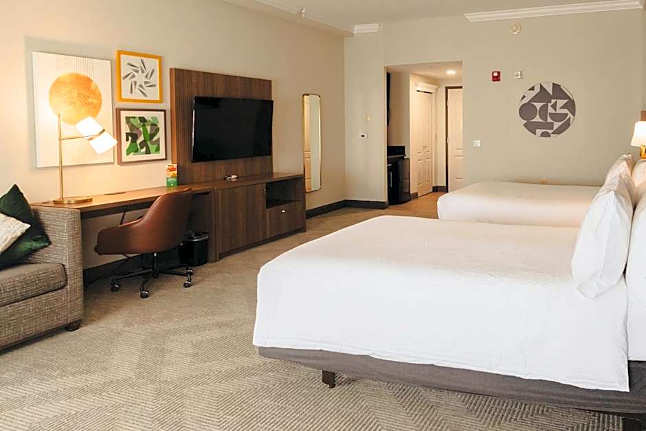 Holiday Inn Macon North By IHG