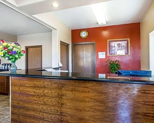 Rodeway Inn & Suites Riverton