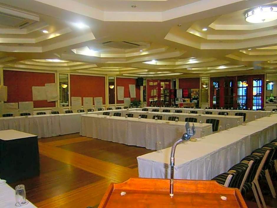 Southern Cross Hotel Fiji