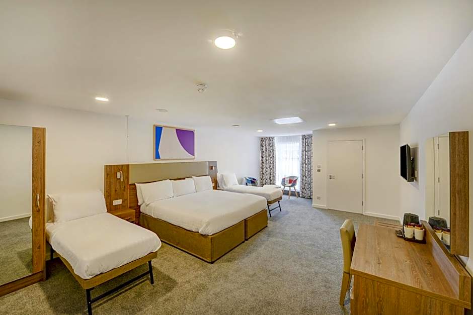 OYO Plymouth Central