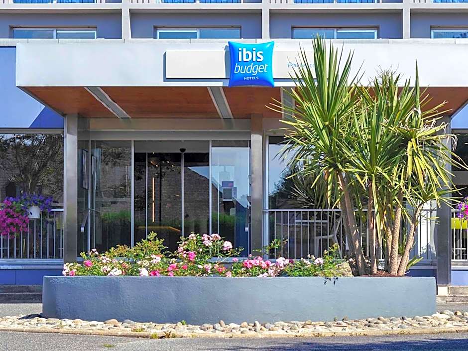 ibis budget Pau Lescar