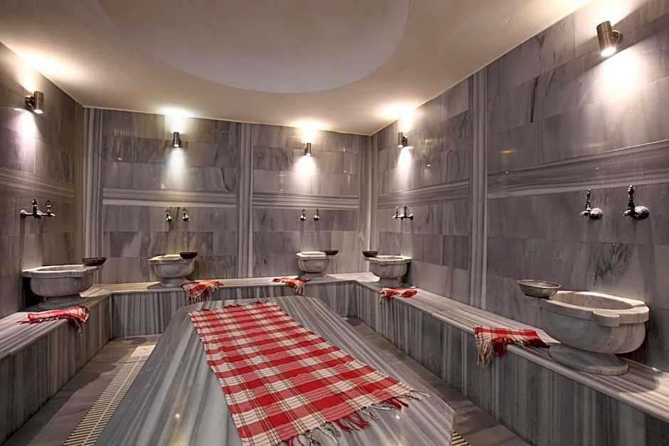 Summer Garden Suites Beach Hotel