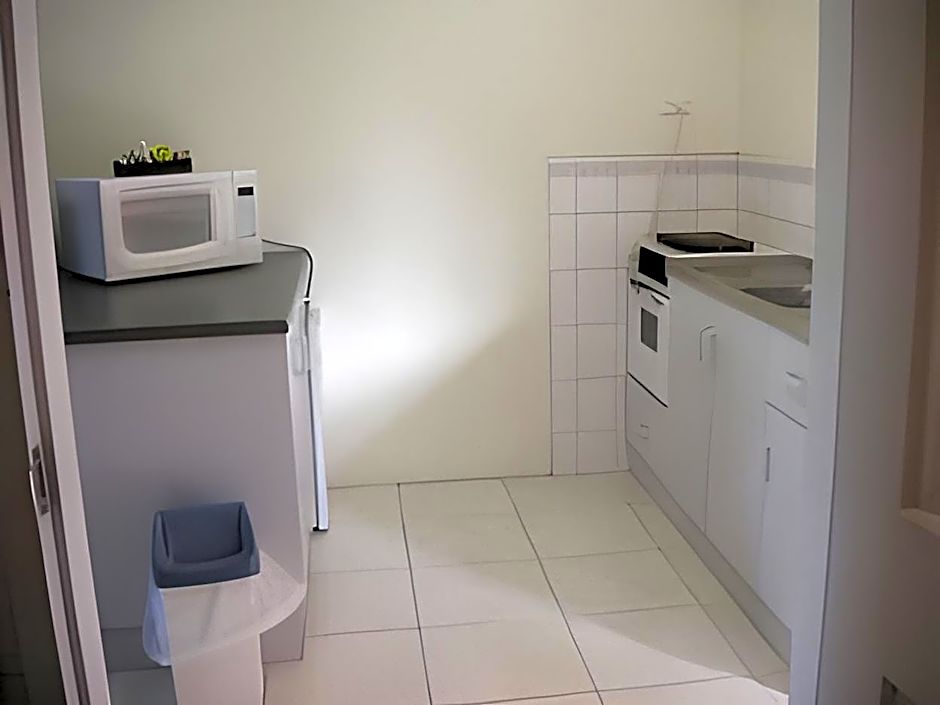 Cairns Holiday Lodge