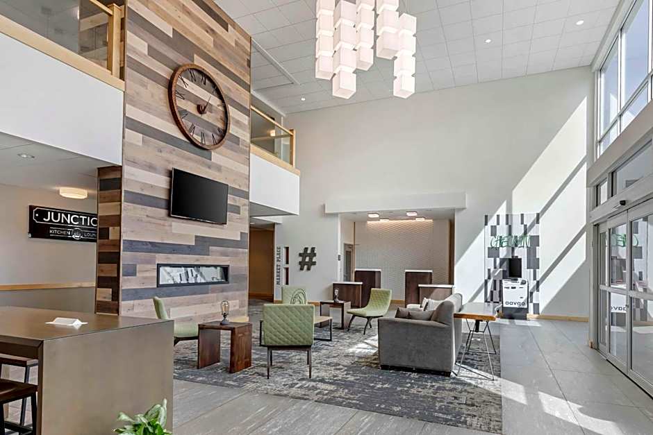 Best Western Plus Peppertree Nampa Civic Center Inn