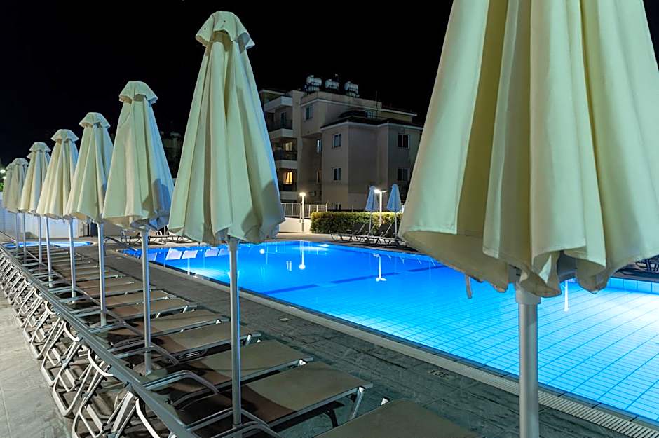 Kefalos Damon Hotel Apartments