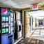La Casa Inn & Suites-Middleboro