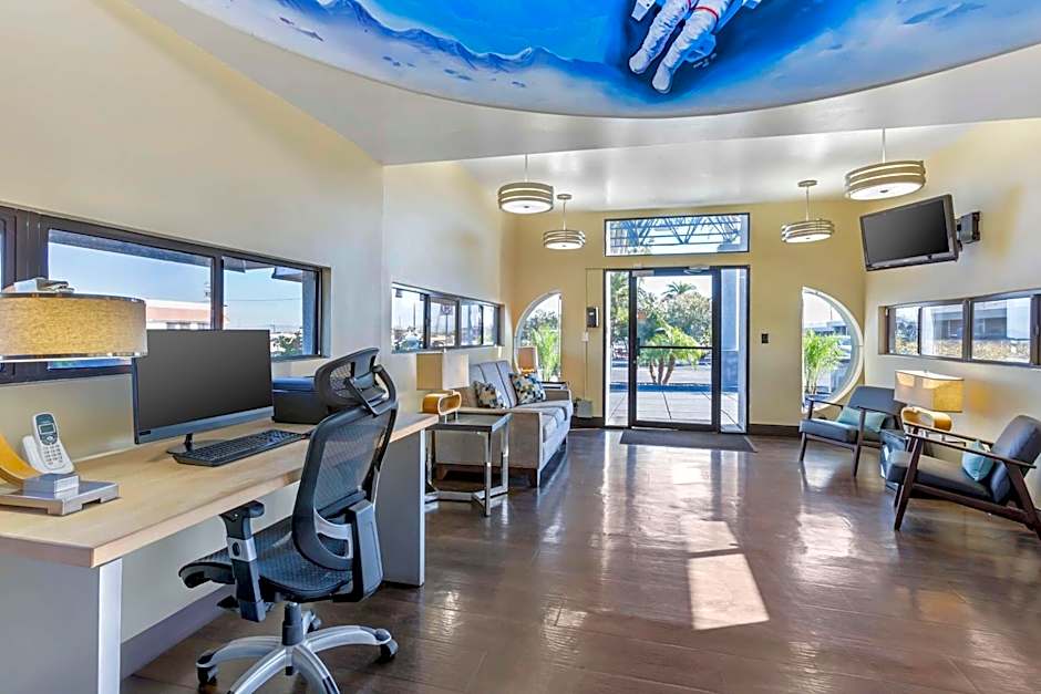 Best Western Space Age Lodge