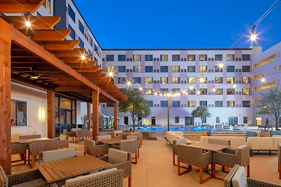 Marriott Dallas Allen Hotel & Convention Center