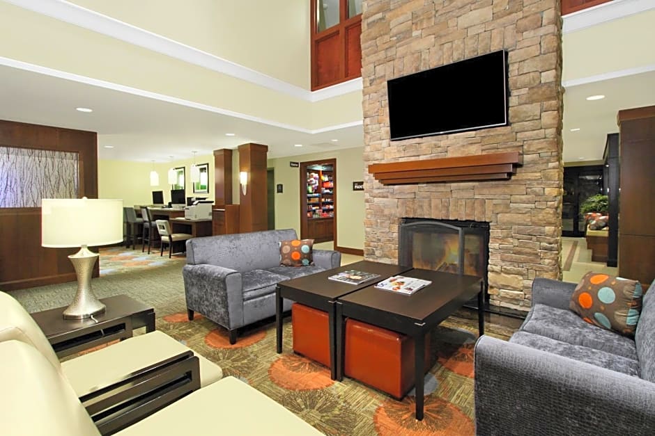 Staybridge Suites Tysons - McLean by IHG