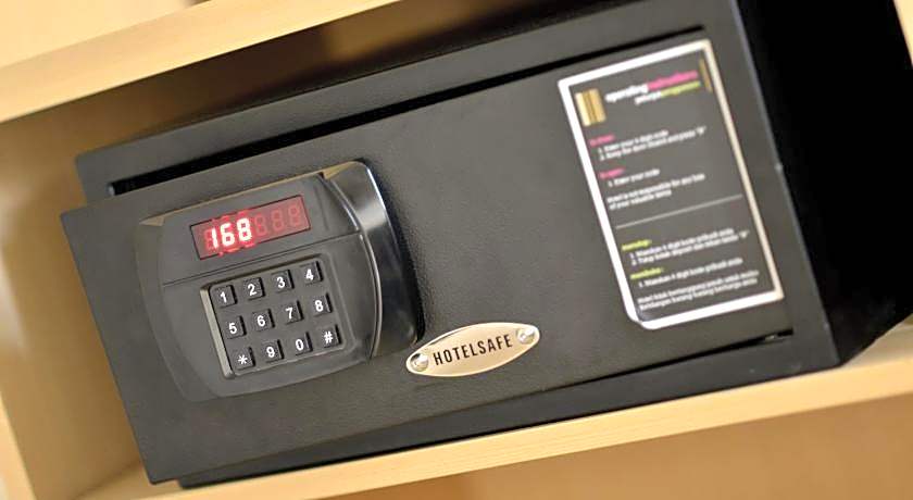 Zodiak at Sutami Hotel