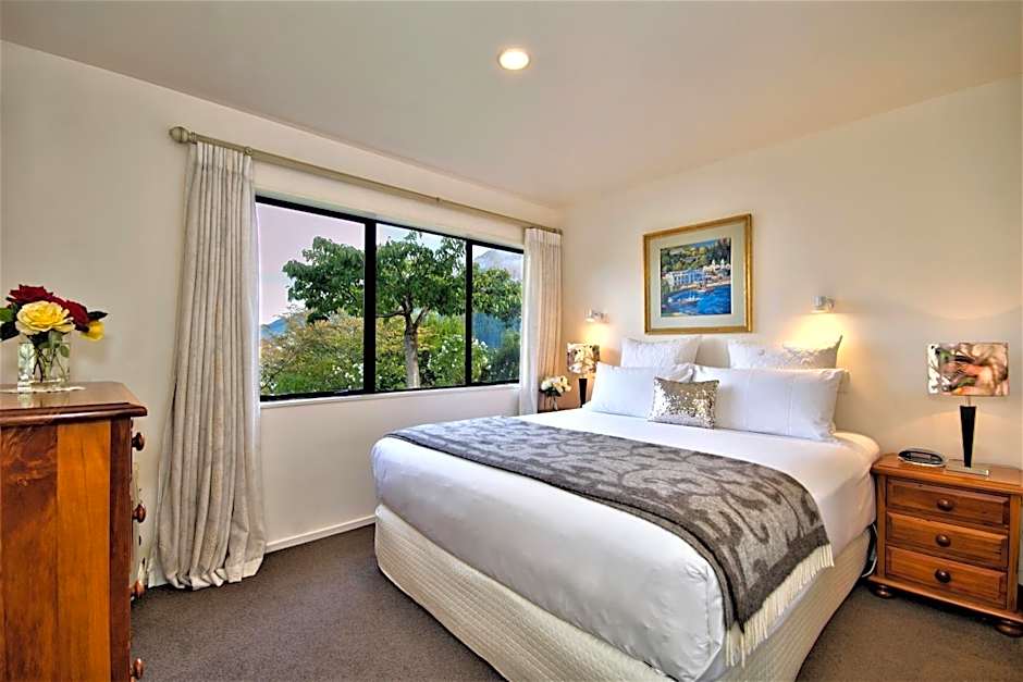 Balmoral Lodge