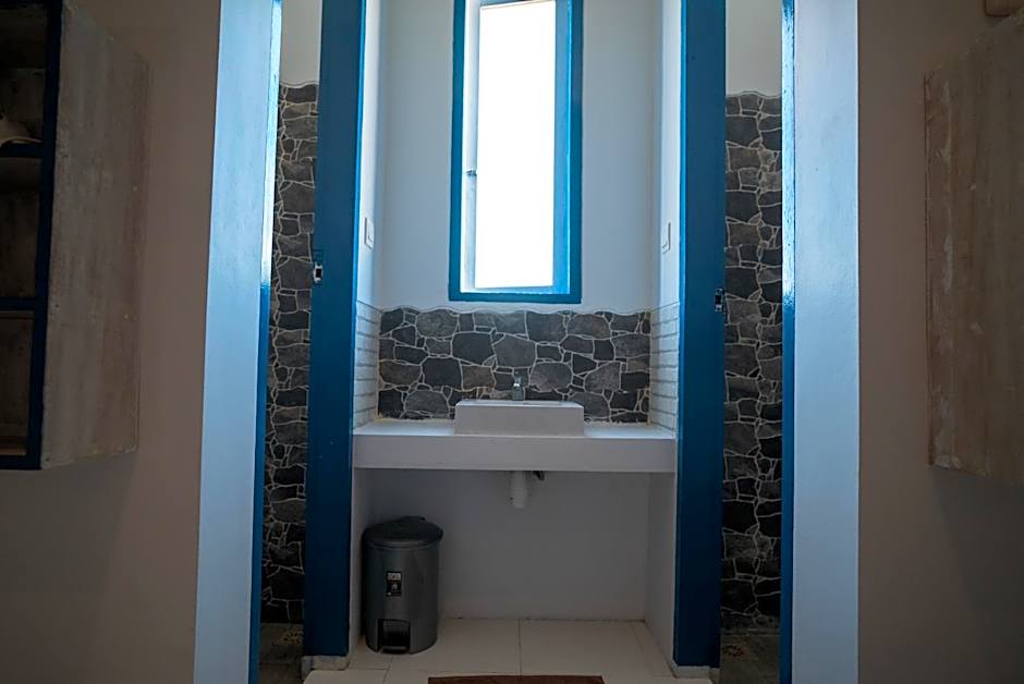 Atlas Gili Party Hostel