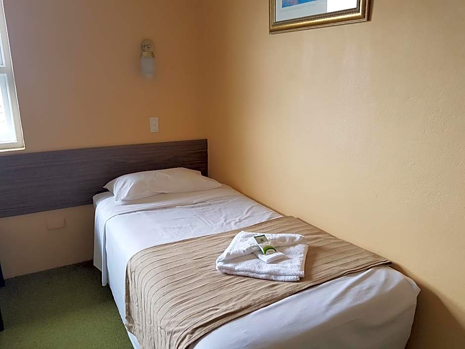 The Menai Hotel Motel