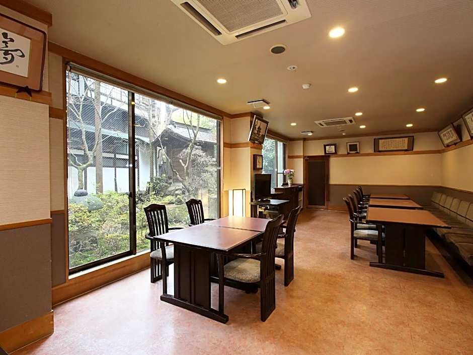 Kisoji no Yado Iwaya Hotel