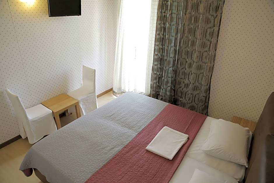 Hotel Anesi