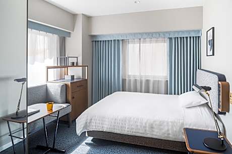 Semi-Double Non-Smoking