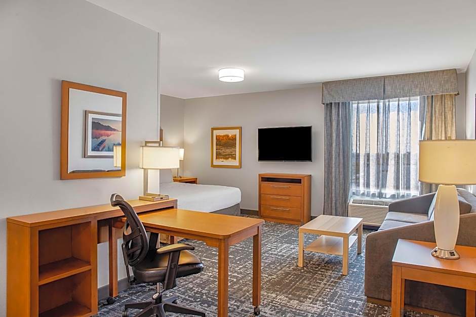 Homewood Winnipeg Airport-Polo Park