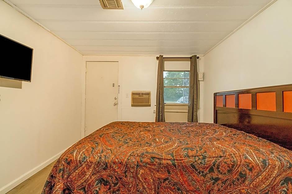 Budget Inn By OYO Palestine TX Hwy 79