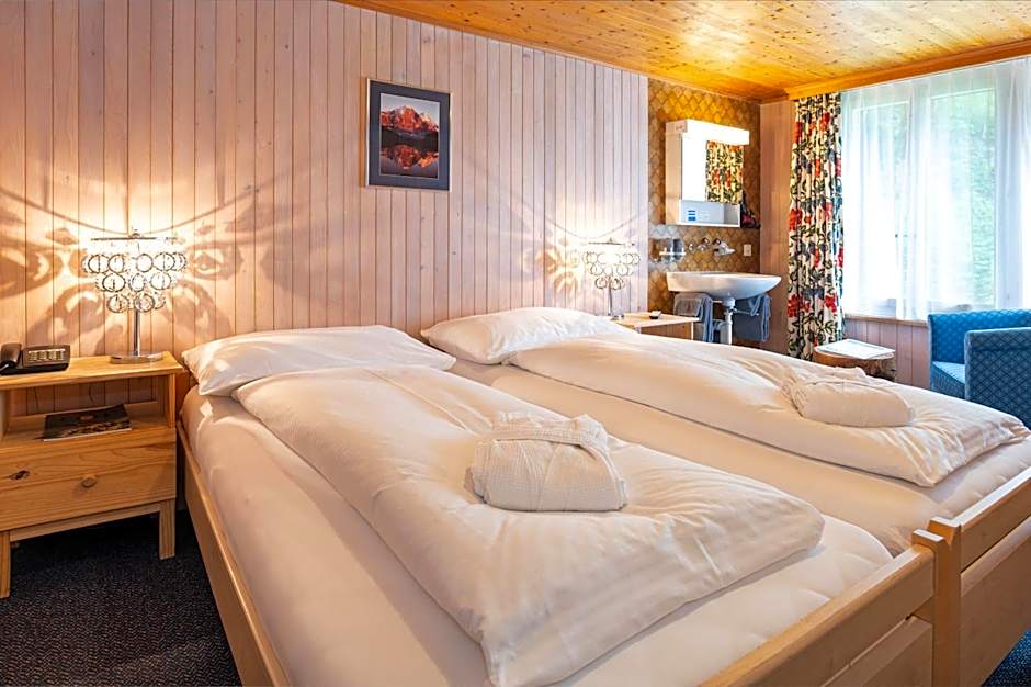 Basic Rooms Jungfrau Lodge