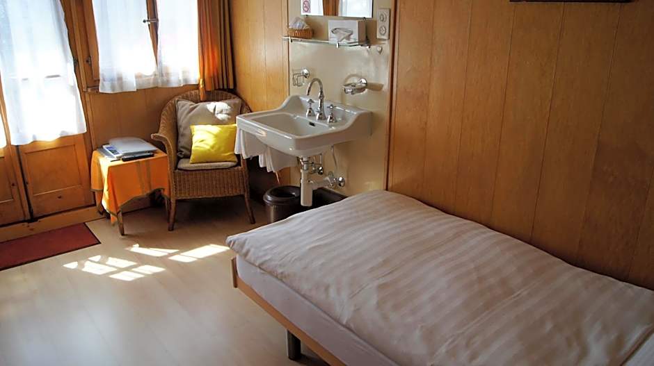 Hotel Alpina