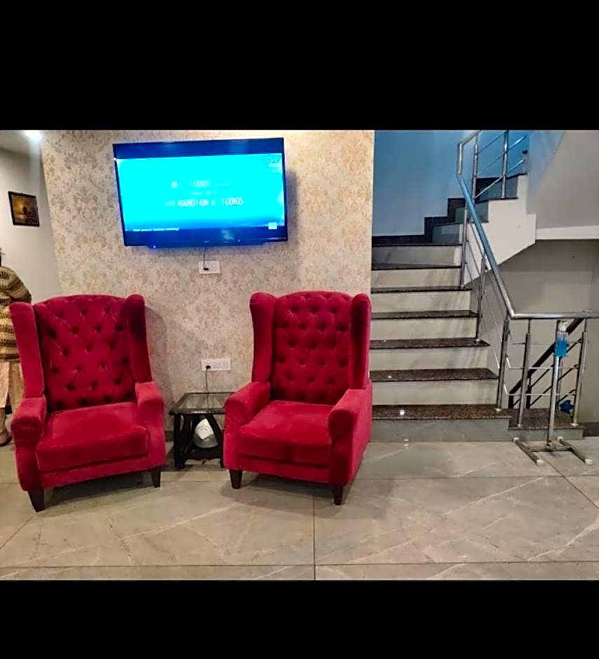 Goroomgo A star Amritsar