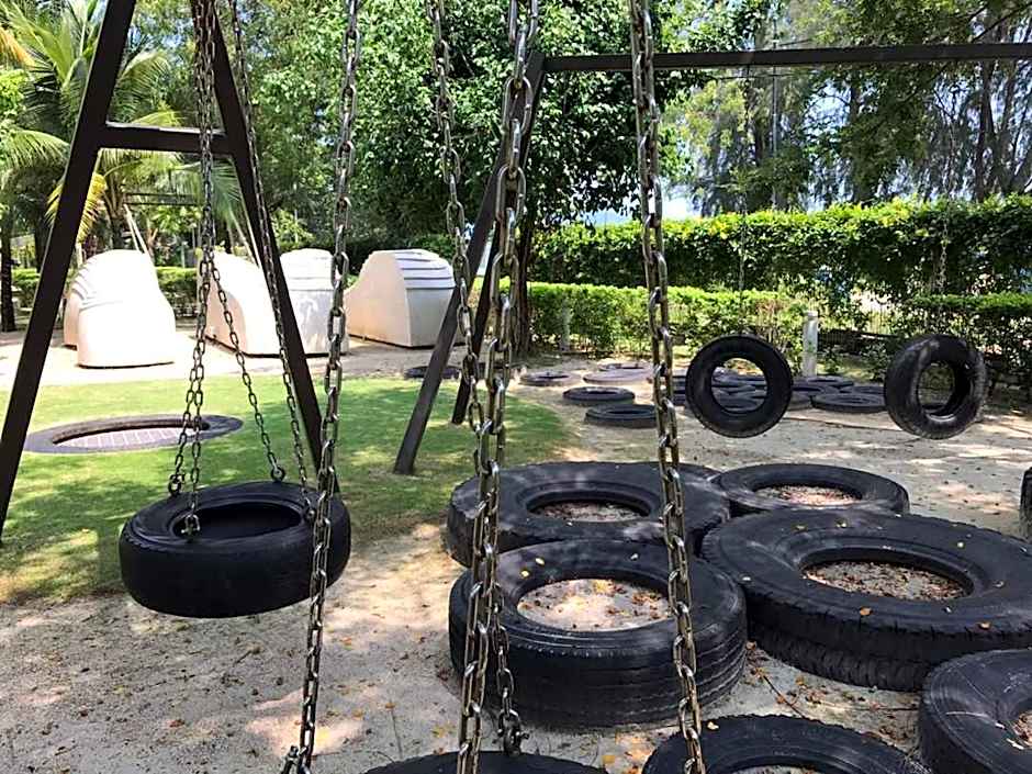 By The Sea@Side Seaview n swimming pool view #133A