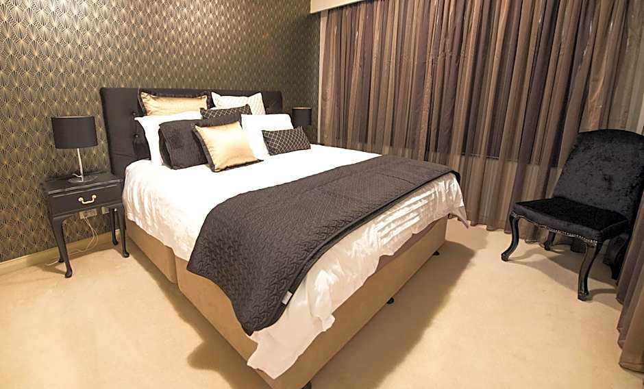 Darling Harbour Getaway