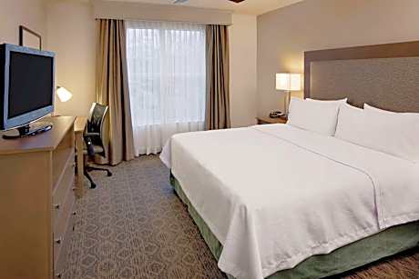 Two-Bedroom Suite - Non-Smoking