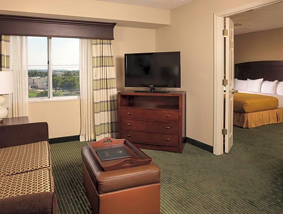 Homewood Suites by Hilton Dallas-Market Center – Dallas, TX