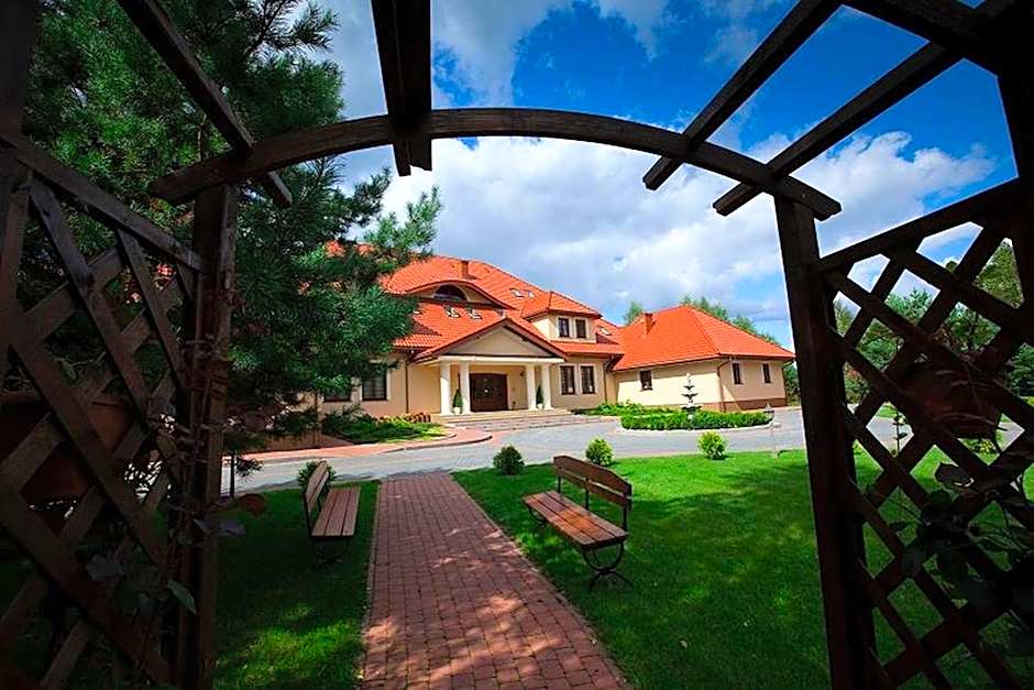 Hotel - Dworek Tryumf