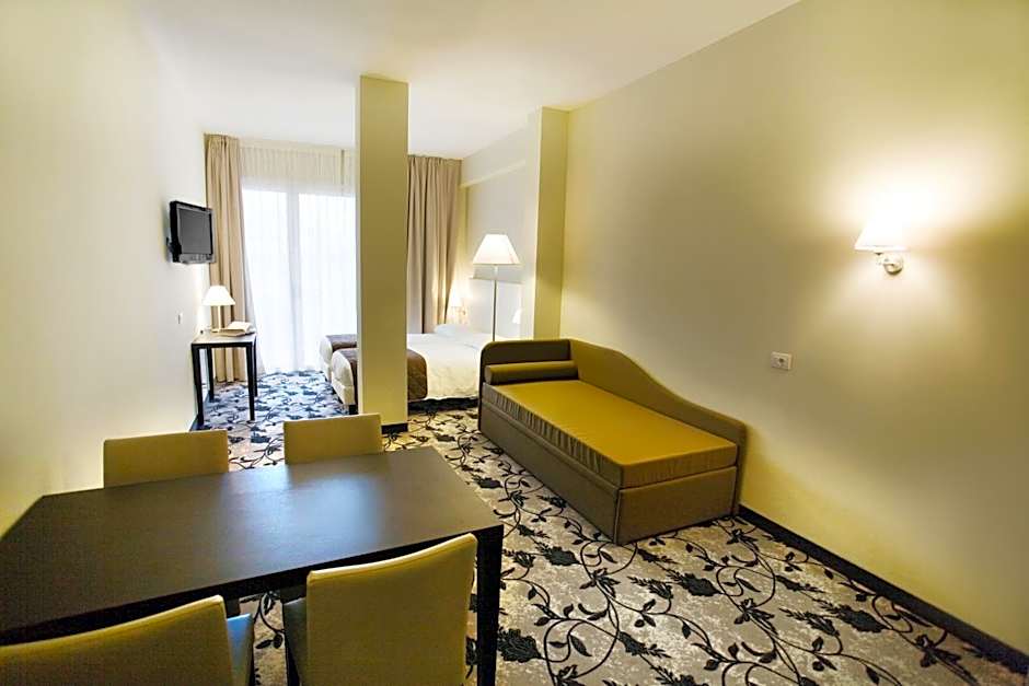 Regal Hotel & Residence