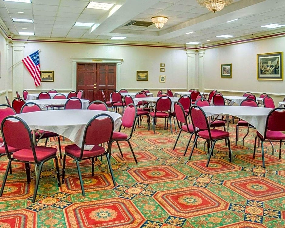 Clarion Inn