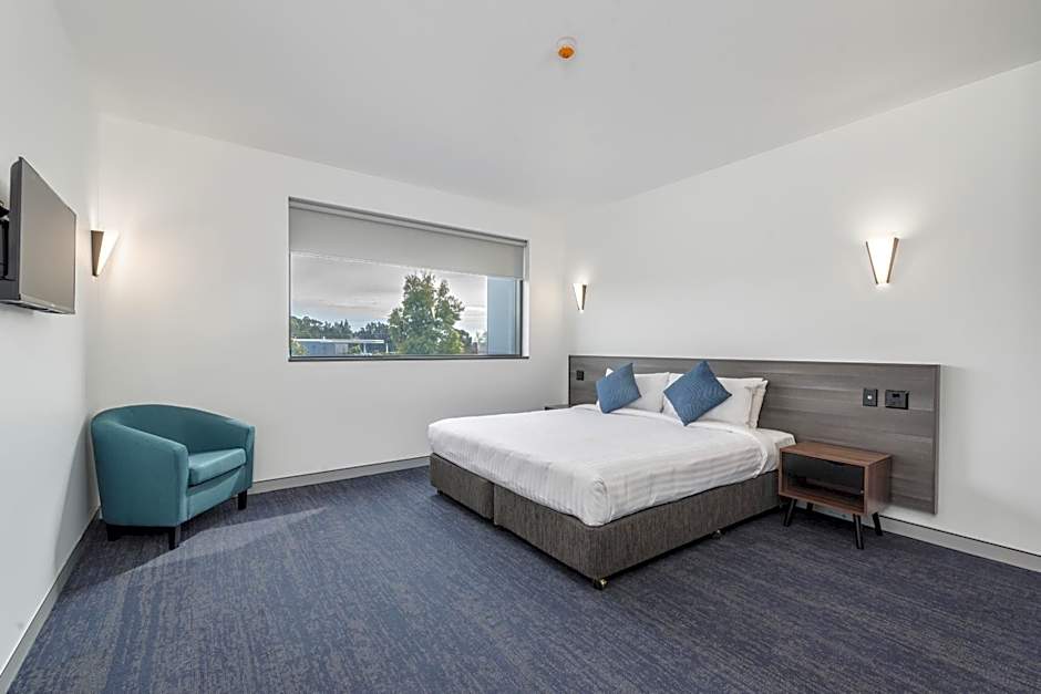 Thornton Executive Hotel