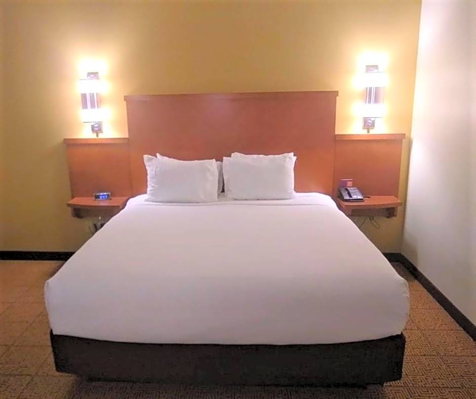 Hyatt Place Des Moines Downtown