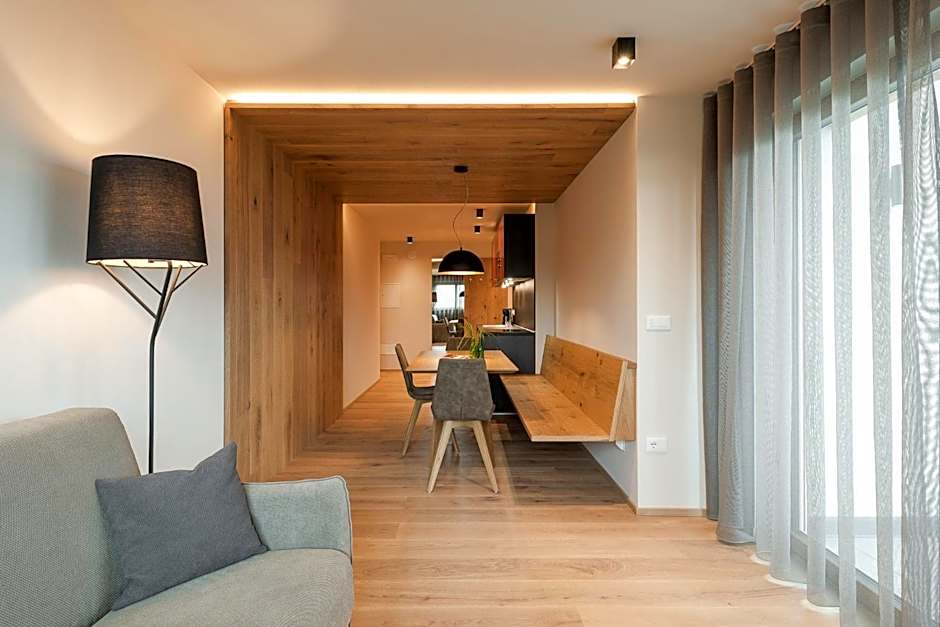 Aparthotel Abiná Lana Höhe