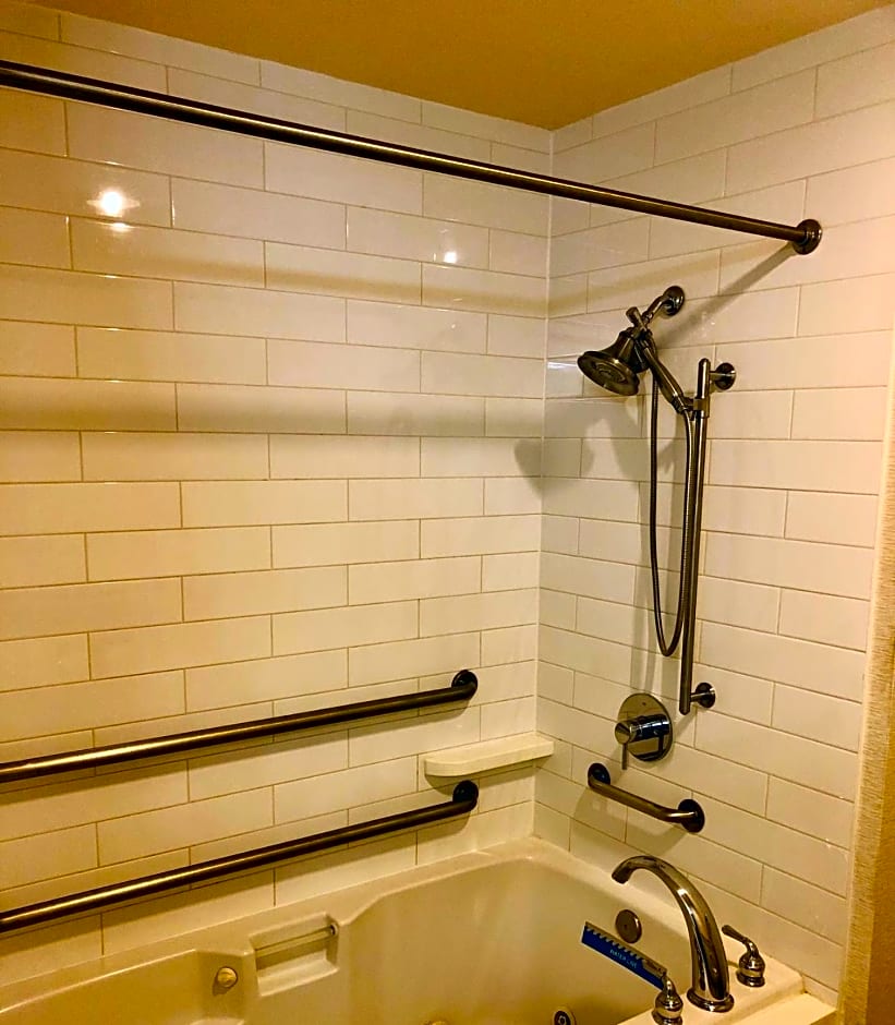 Holiday Inn Express Berkeley By IHG
