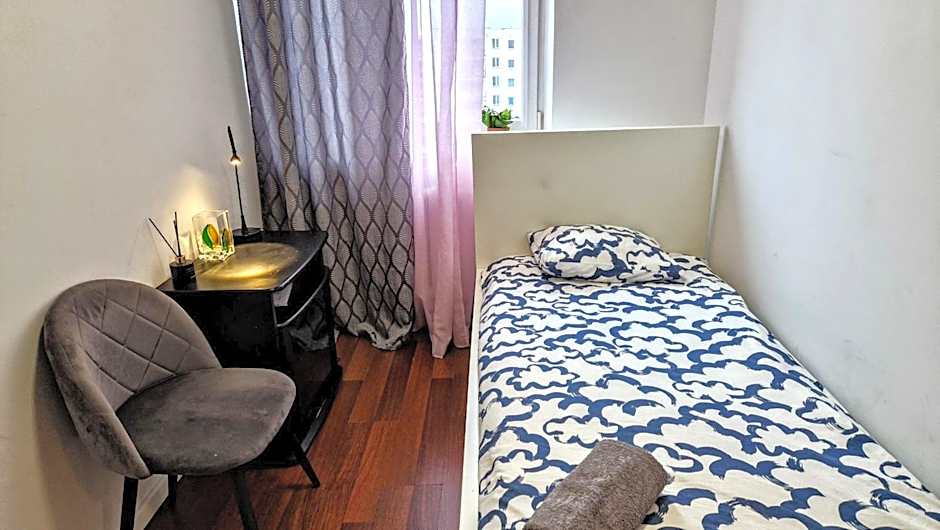 Meander Natolin Pokoje Blisko Metra