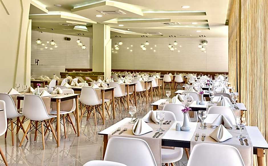 GRIFID Hotel Foresta - All Inclusive & Free GRIFID Beach - Adults Only