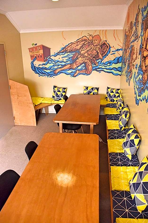 The Prince Albert Backpackers & Bar