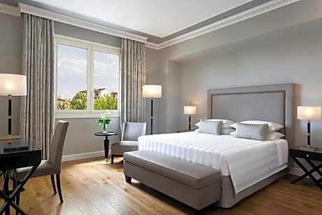 Superior, Guest room, 1 King