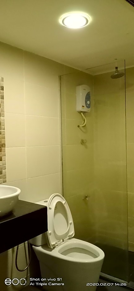 Sri Iskandar Hotel