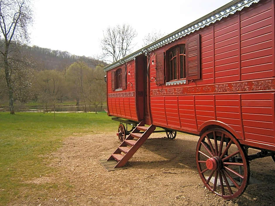 Zdjęcie 1 z 2 — Gypsy Caravan