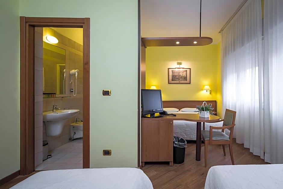 Nuovo Hotel Del Porto