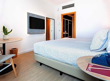 The INNSIDE Room