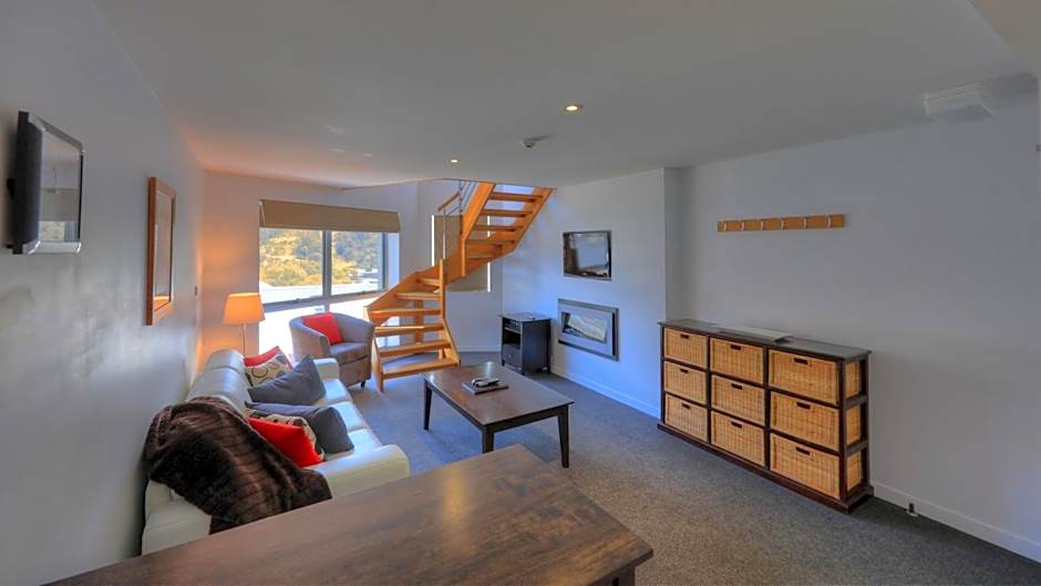 Snowgoose Apartments