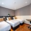 Hotel Barry