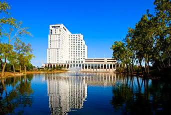 The Westin Lombard Yorktown Center